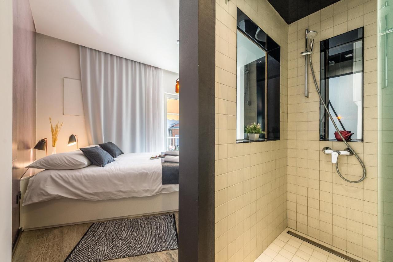 Central Rooms In Old Town By Belmont Realty Zadar Extérieur photo