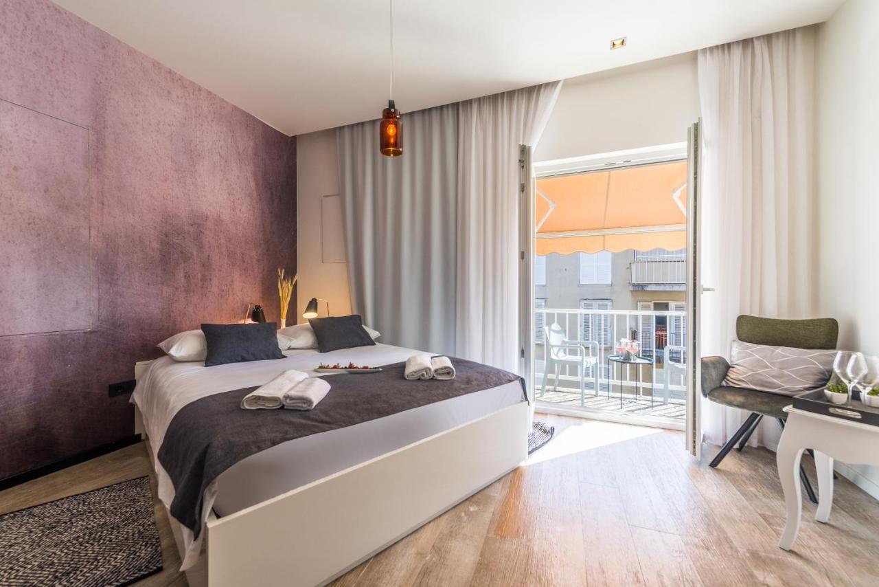 Central Rooms In Old Town By Belmont Realty Zadar Extérieur photo