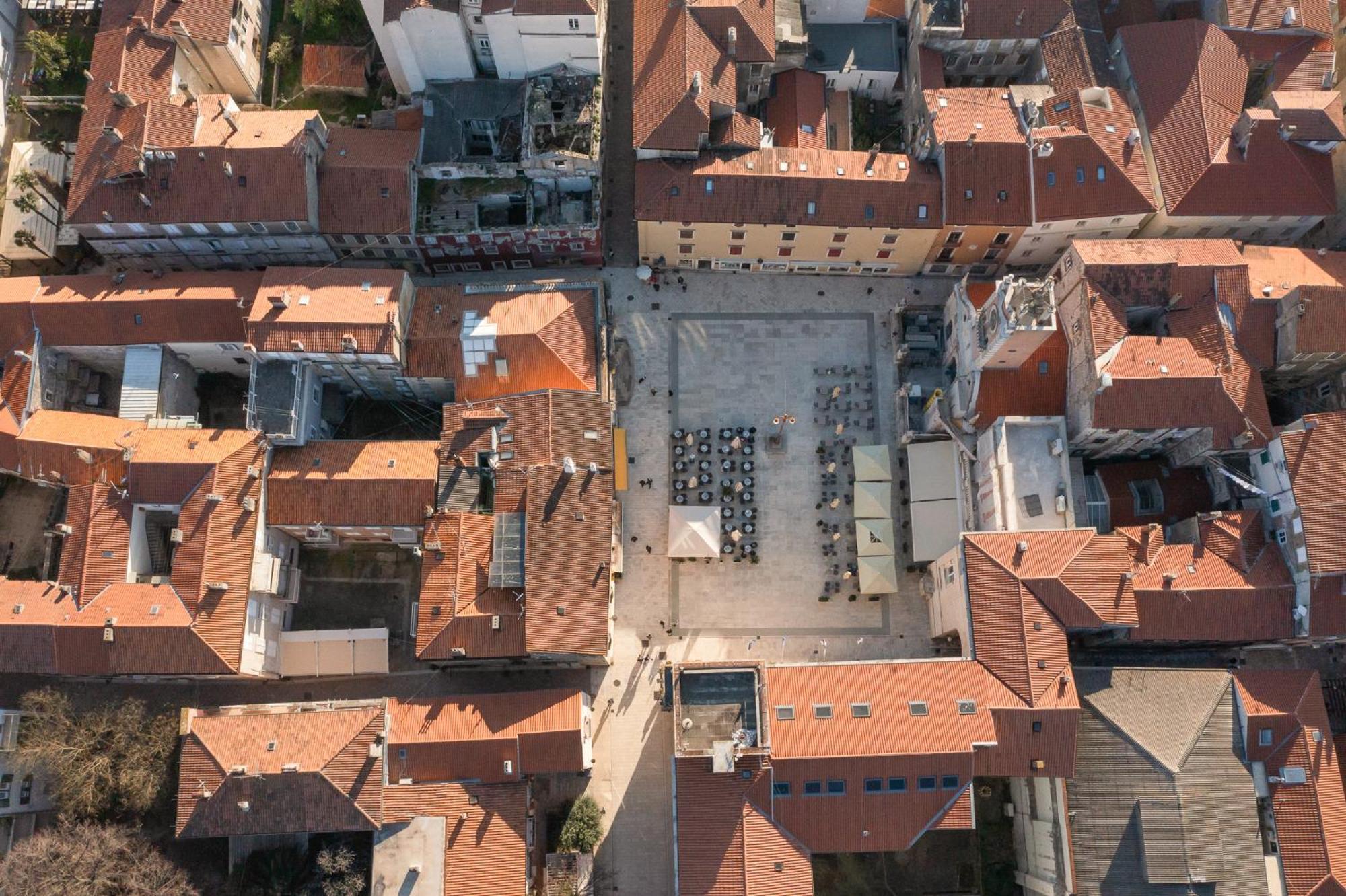 Central Rooms In Old Town By Belmont Realty Zadar Extérieur photo